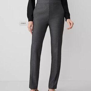 Ann Taylor - The Side Zip Straight Pant in Bi-Stretch, Size 6, Charcoal